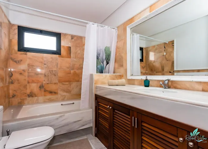 Semesterbostad Sara *