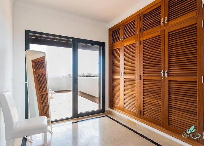 Sara Дом отдыха Коста Бланка