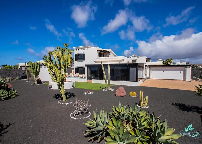 Sara Πλάγια Μπλάνκα